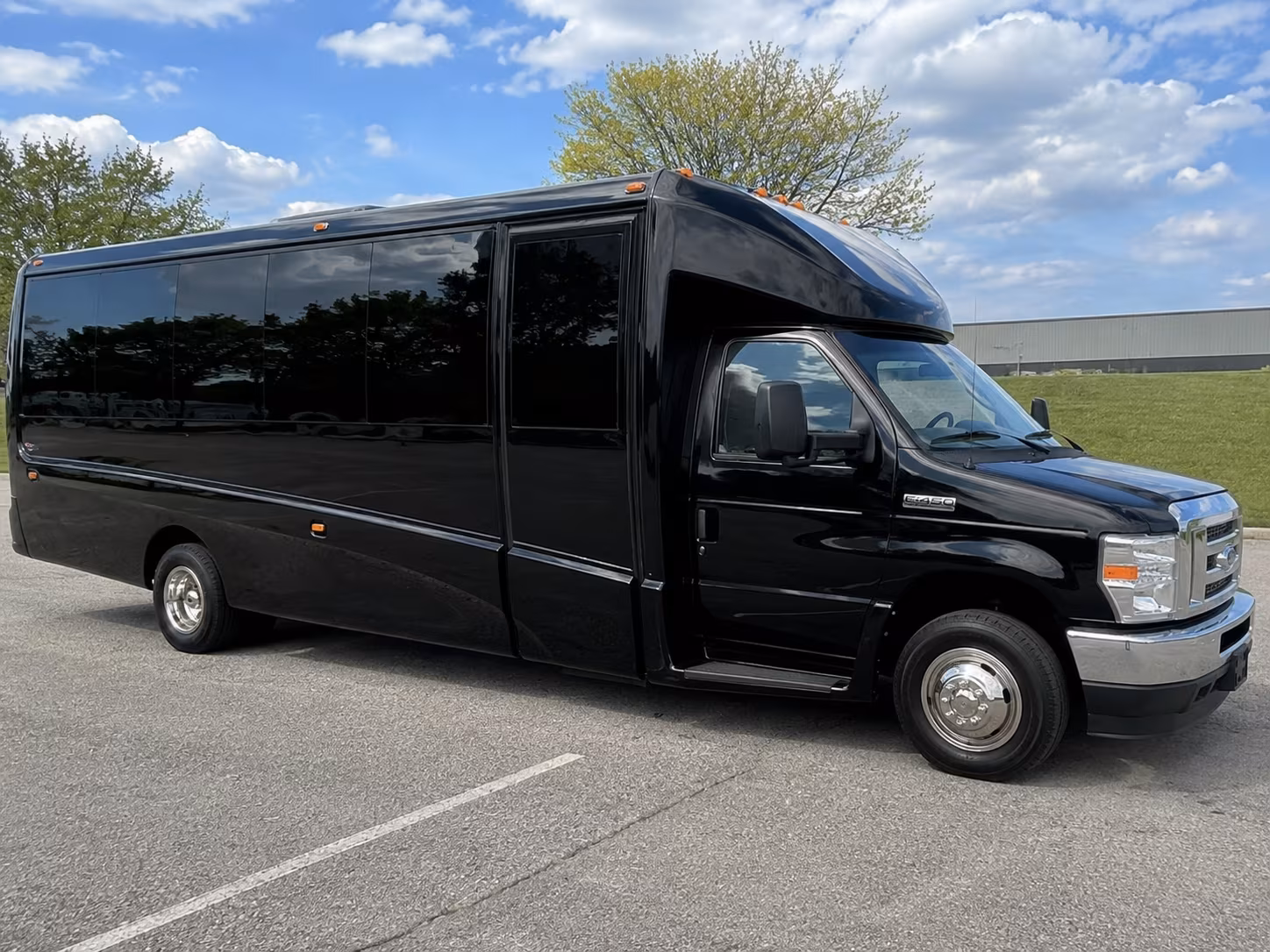 charter buses for corporate events and conferences near manteca