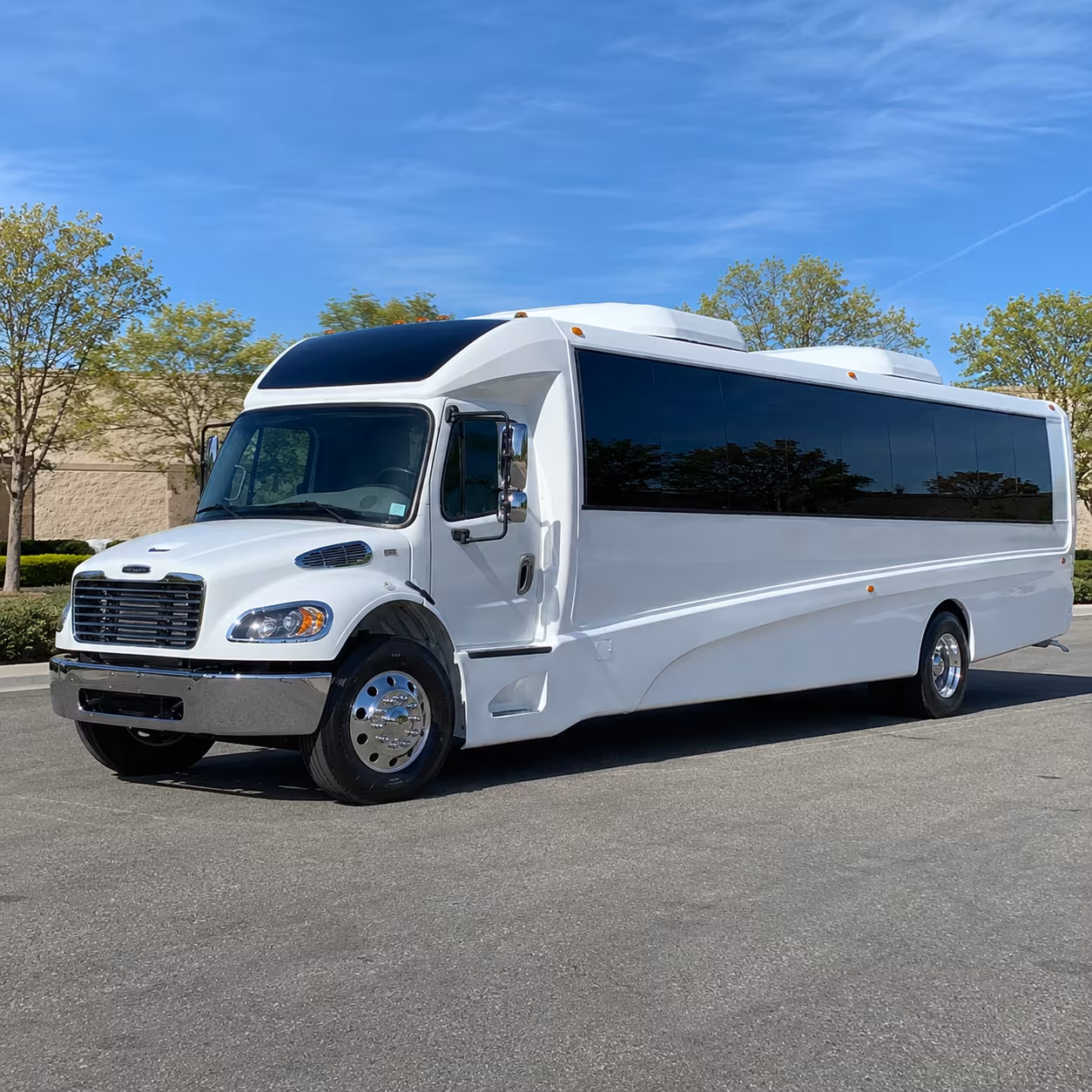 manteca 18 passenger minibus