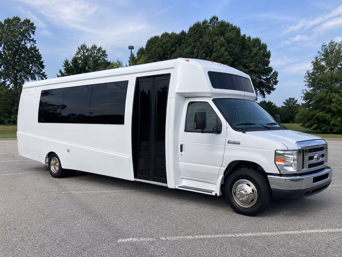 manteca 18 passenger party bus
