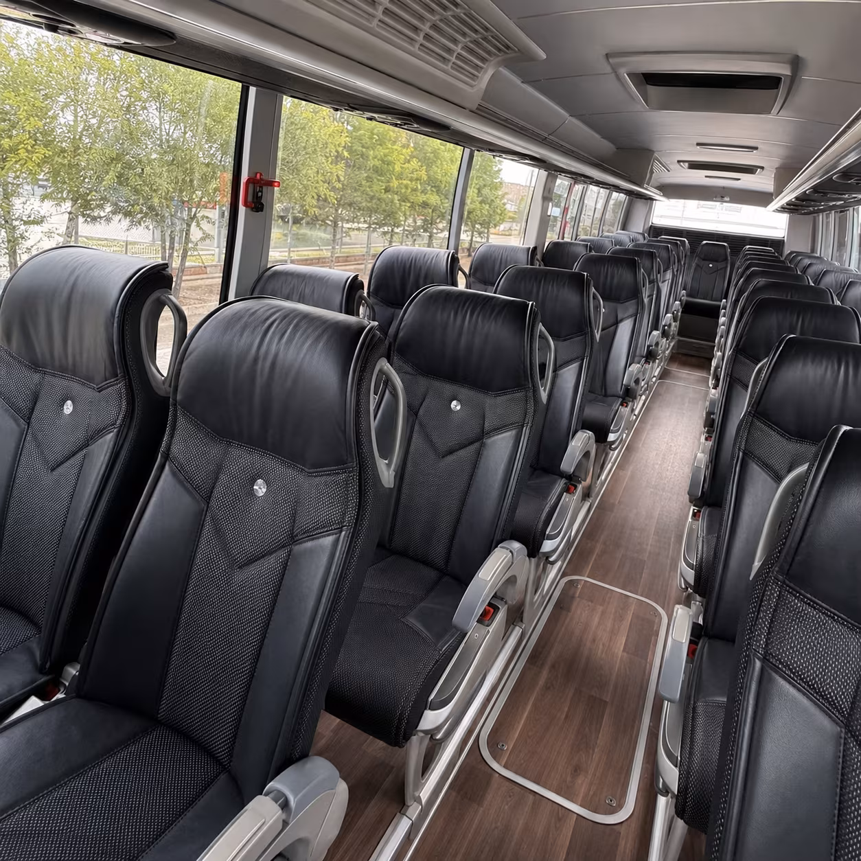 weekly worship shuttle buses for manteca congregations